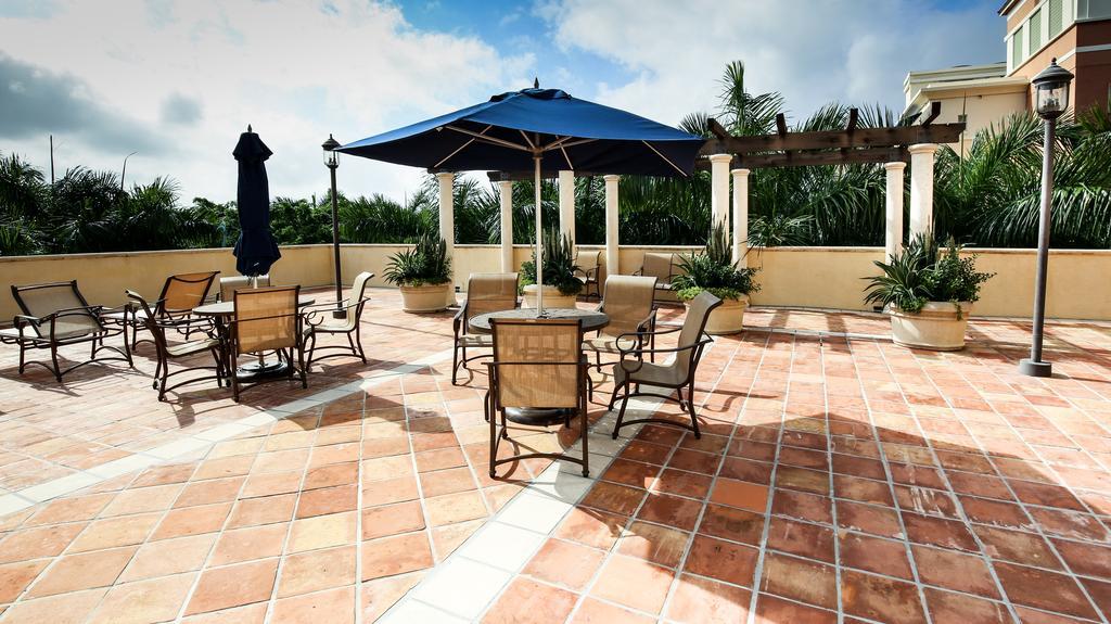 Pelicanstay In Coral Gables Miami Exterior photo