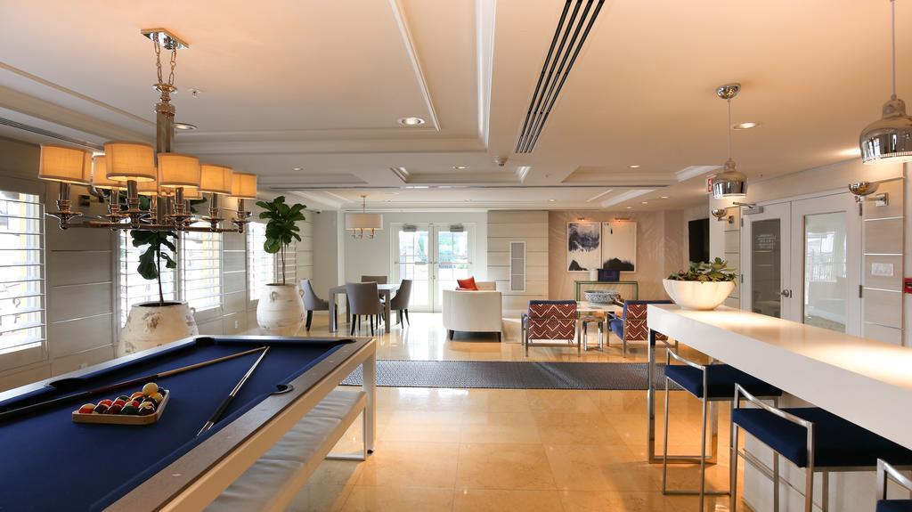 Pelicanstay In Coral Gables Miami Exterior photo
